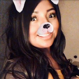 Meet your Posher, Casey